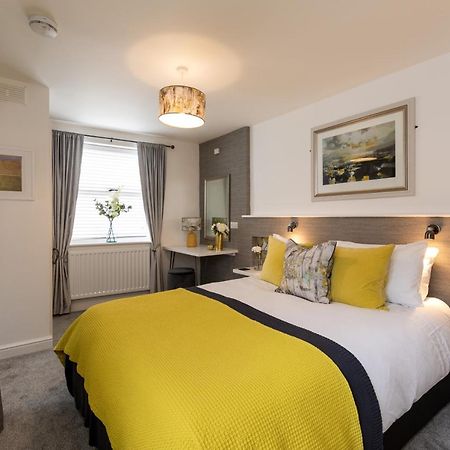Bijou Romantic Retreat, Whitby Centre Bagian luar foto